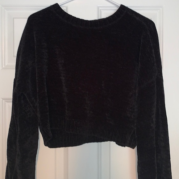 Velvet Bell-Sleeve Crop Top - Picture 1 of 3